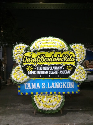 Papan Bunga Duka di Bilah Hilir
